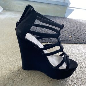 Aldo platforms. Brand new